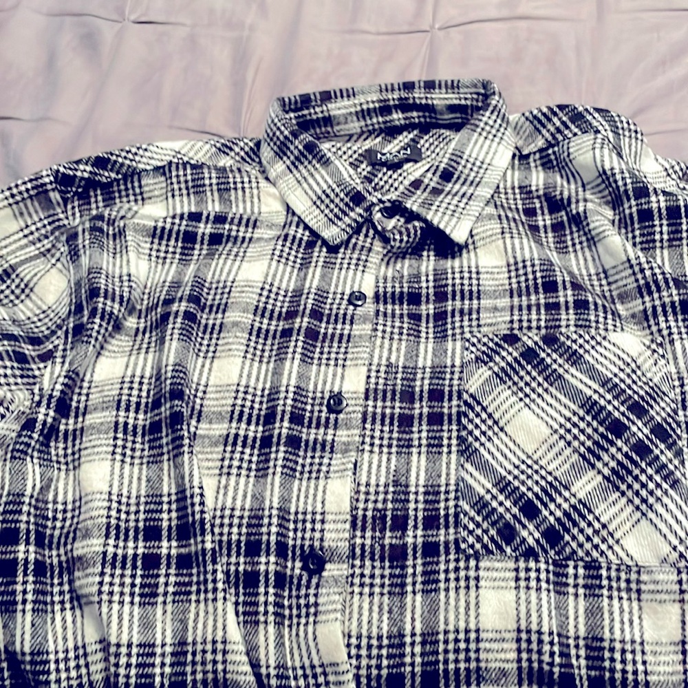 Long sleeve, comfy men shirt every day wear